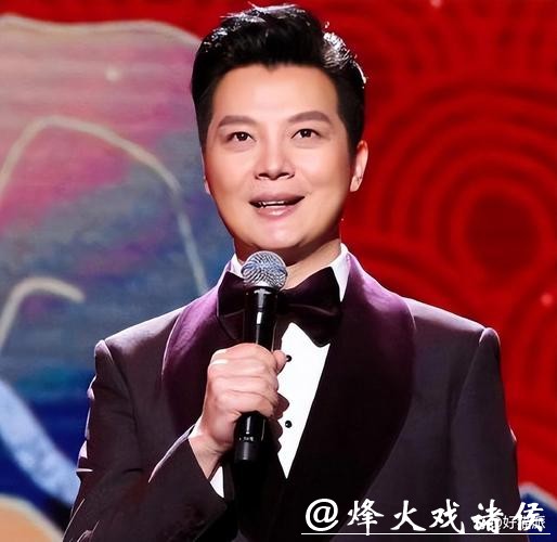 央视春晚主持官宣，任鲁豫回归稳心神，39岁刘心悦首登主会场好奇与质疑同在